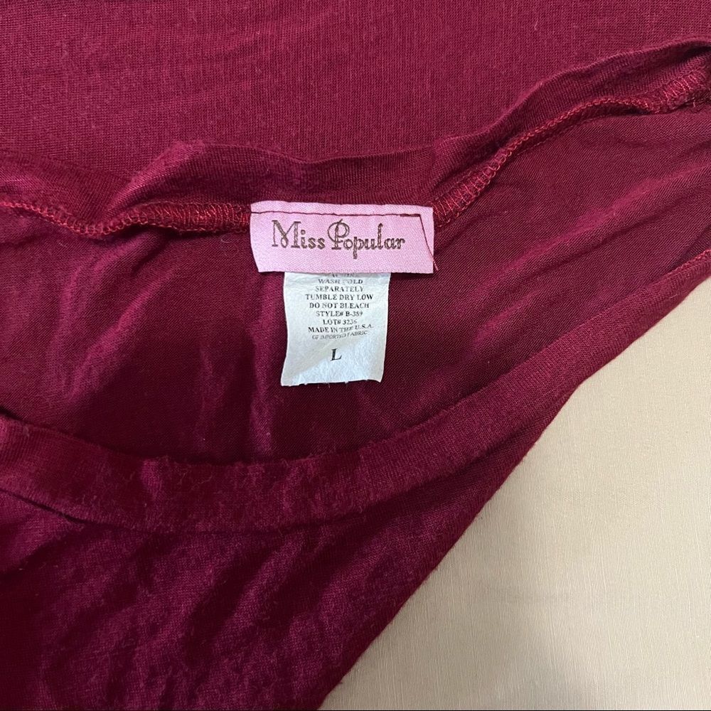 Miss popular shirt in a size large. - Picture 4 of 5